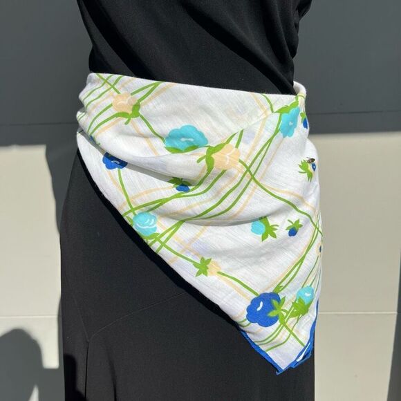 Vintage Blue & Green Floral Grid Print Scarf 25"x25" Square Lightweight - Picture 4 of 7